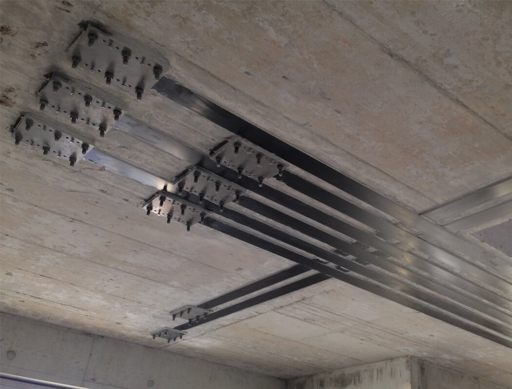 Structure du plafond de béton renforcé
